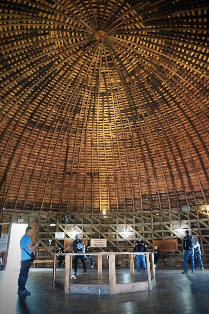 Arcadia Round Barn, OK