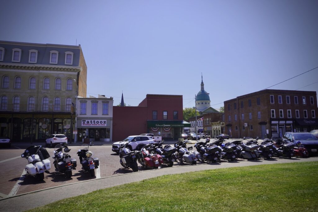 Route 66 en moto, Carlinville, IL