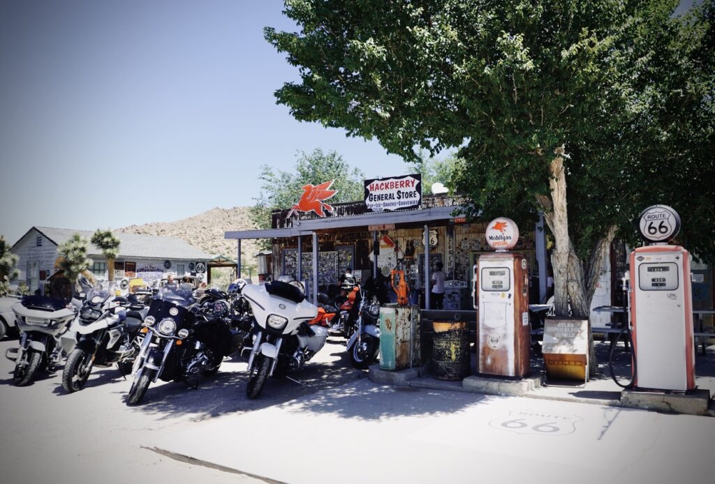 Route 66 en moto. Hackberry General Store