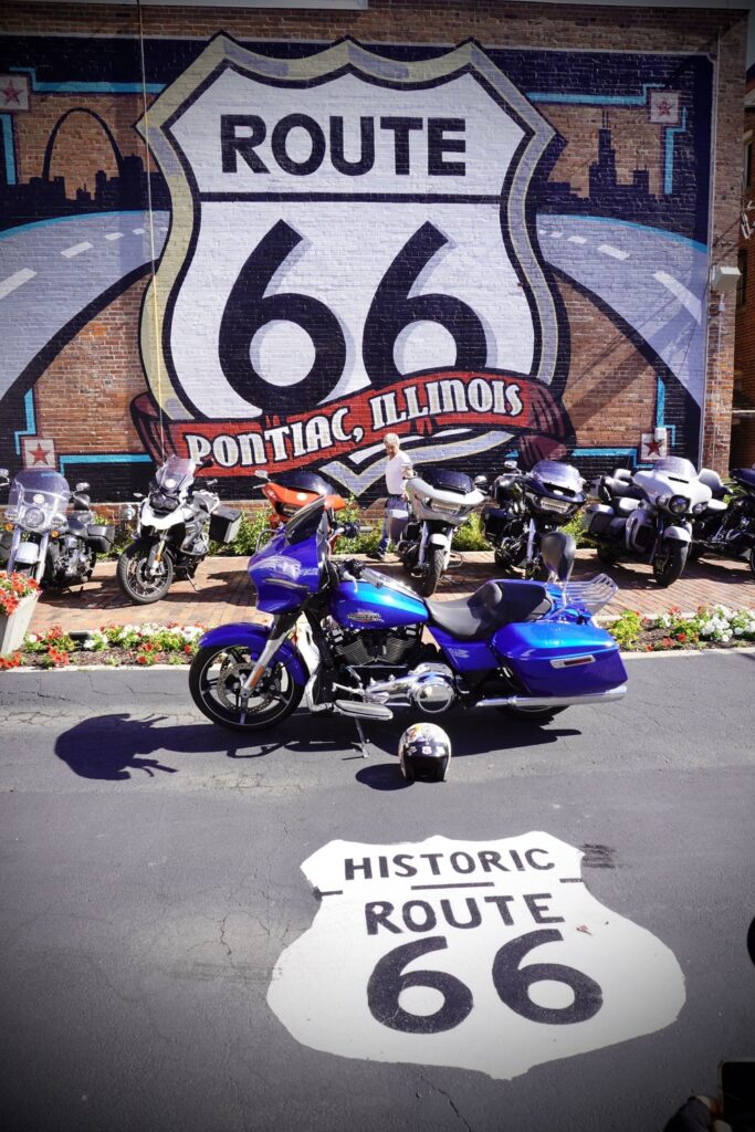 Route 66 en moto, Route 66 Hall of fame, Pontiac