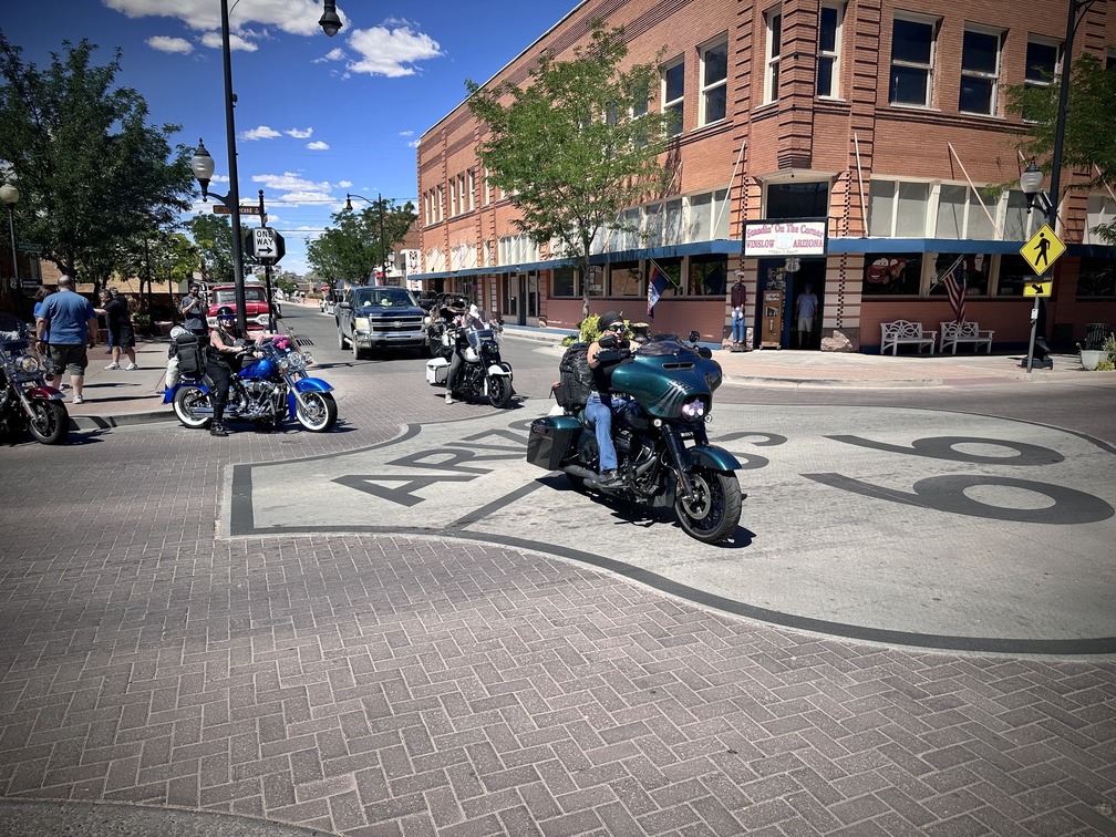 Route 66 en moto. Winslow, Arizona