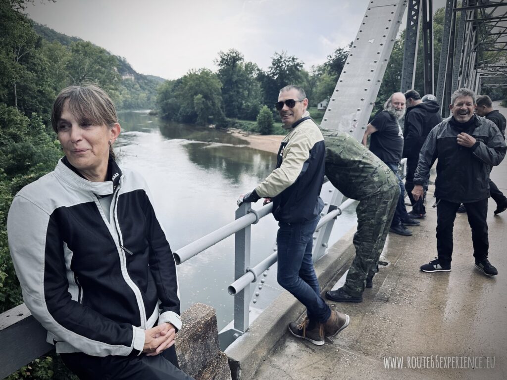 Devil´s Elbow Bridge, viajeros, MO