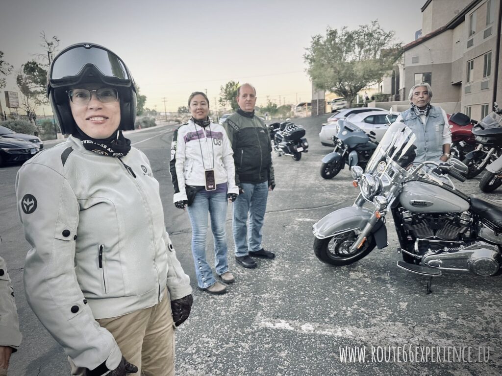 Viaje en moto por EEUU, Hotel Barstow briefing