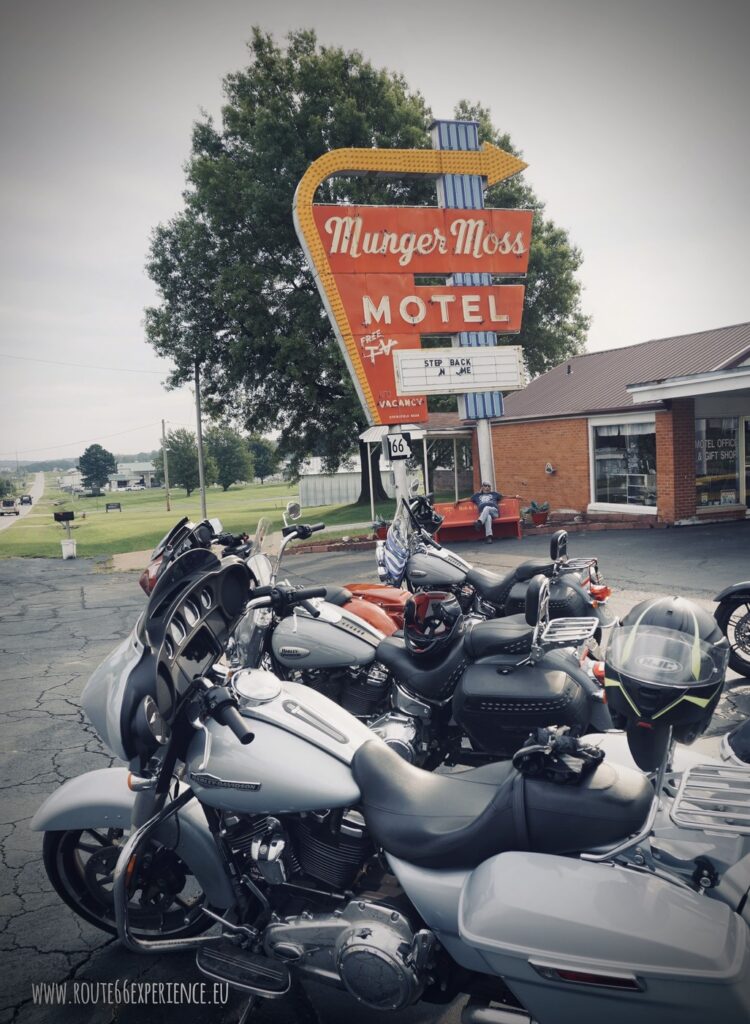 Viaje en moto por EEUU, Munger Moss Motel, Lebanon, Missouri