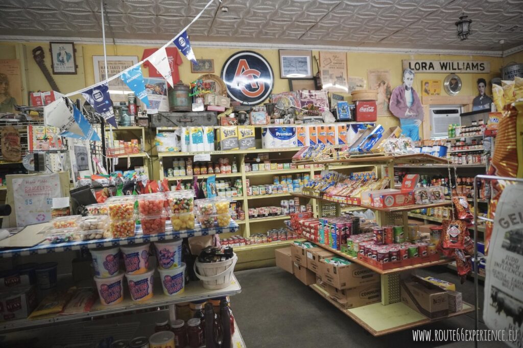 Nelson's Old Riverton Store, KS