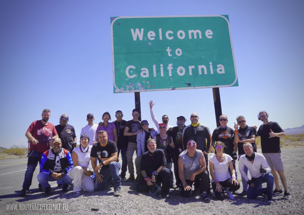 Welcome to California sign